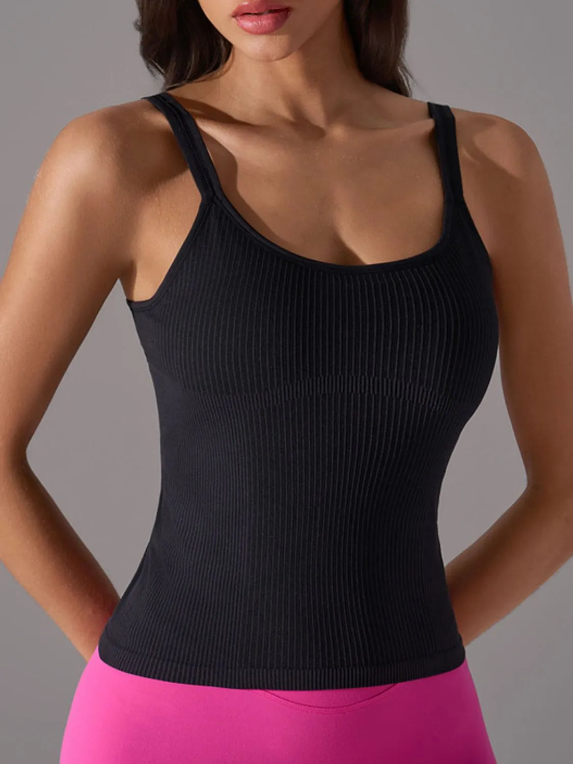 Scoop Neck Active Tank with Detachable Chest Pads Carauana Store