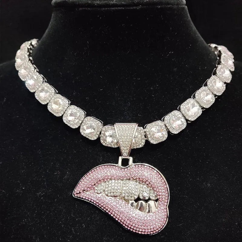 ZIDOM Bite Lip Necklace – Rhinestone Pendant
