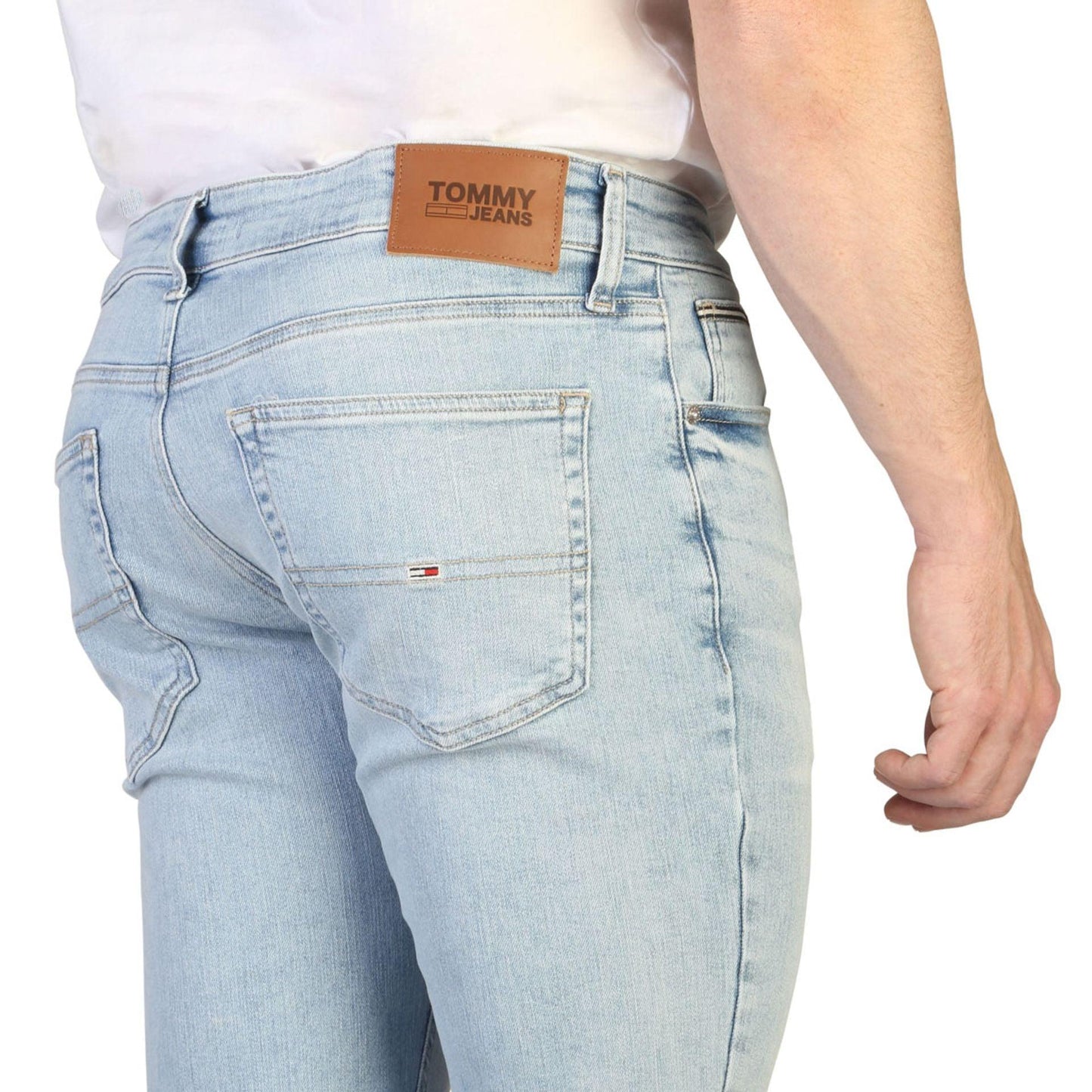 Tommy Hilfiger Jeans Carauana Store
