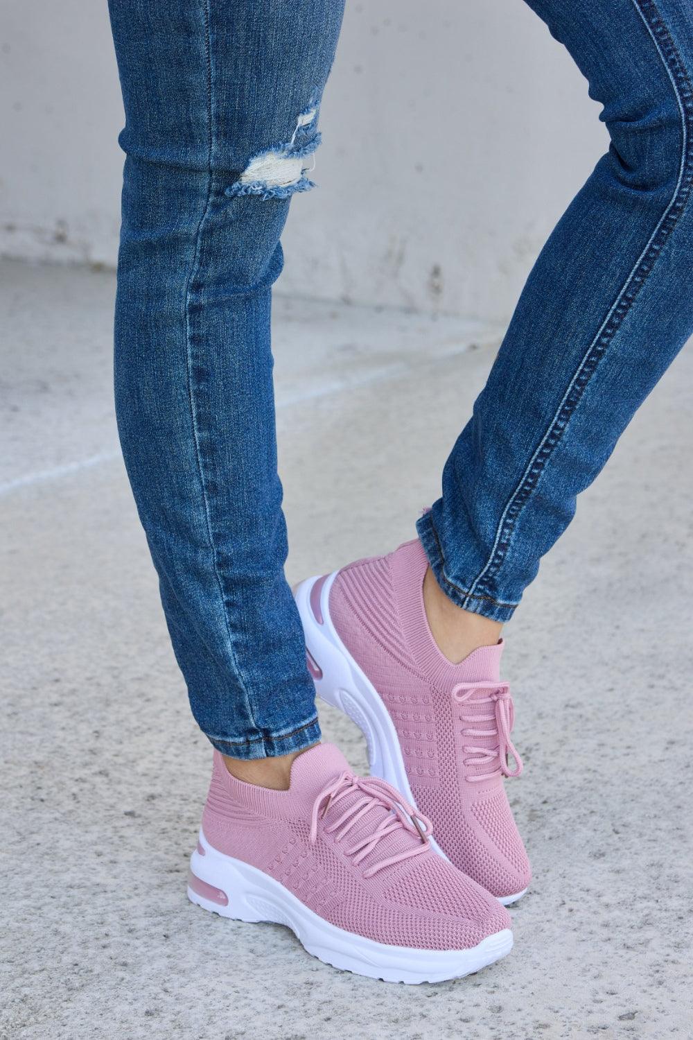 Forever Link Breathable Mesh Lace-up Round Toe Athletic Shoes Carauana Store