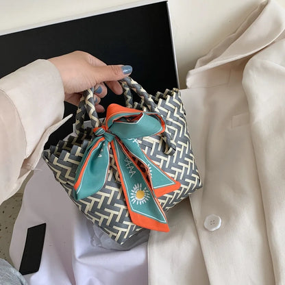 Contrast Woven Handbag with Ribbon Carauana Store