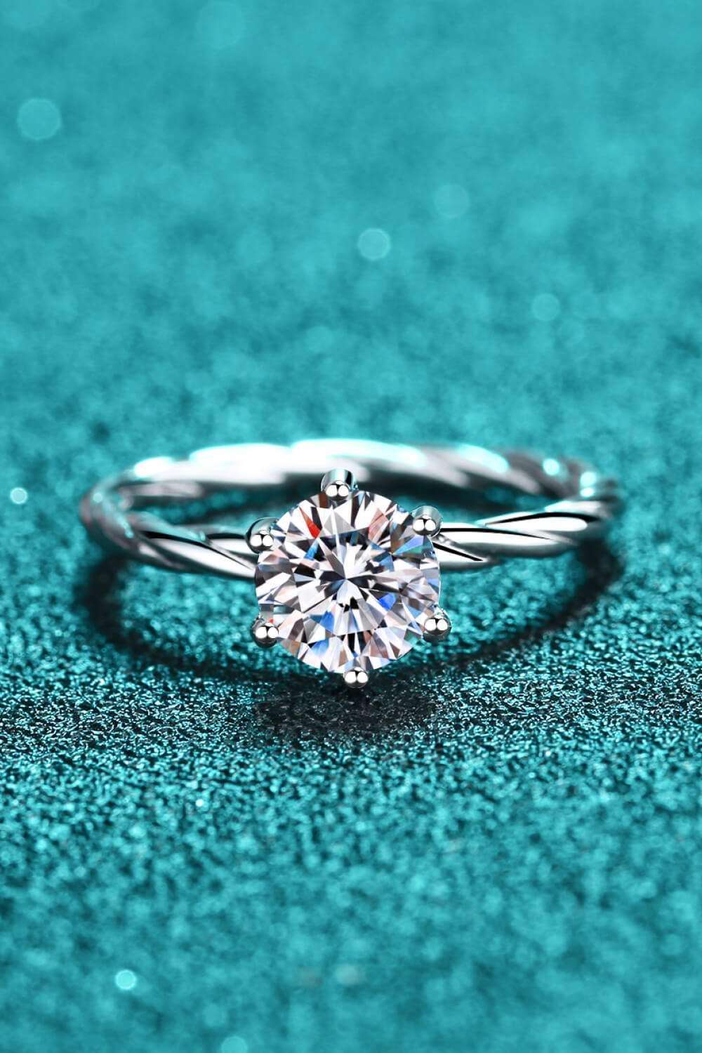1 Carat Moissanite 6-Prong Twisted Ring Carauana Store